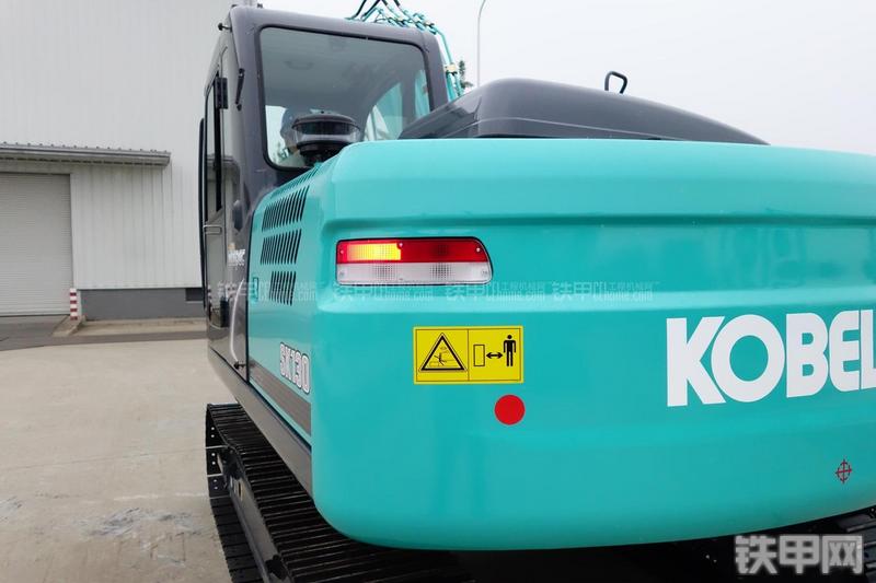 神钢SK140LC-8挖掘机局部