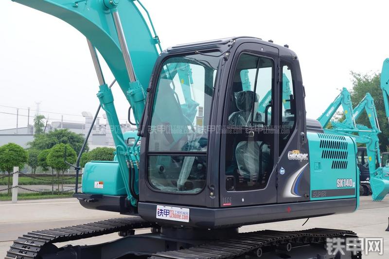 神钢SK140LC-8挖掘机局部
