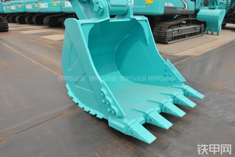 神钢SK350LC-8挖掘机局部