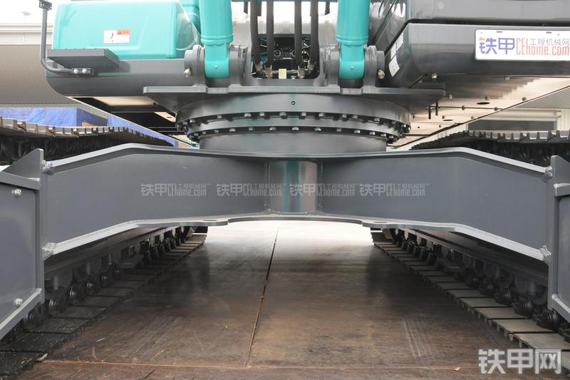 神钢SK350LC-8挖掘机局部