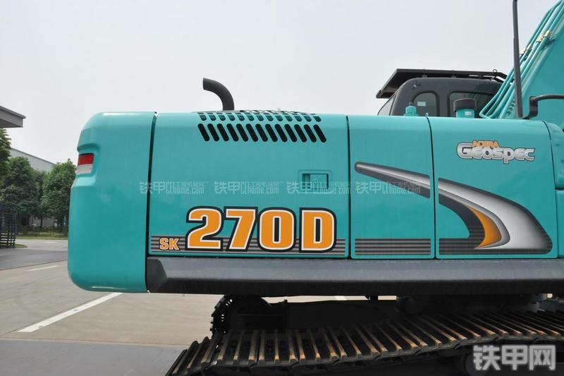神钢SK270D挖掘机局部