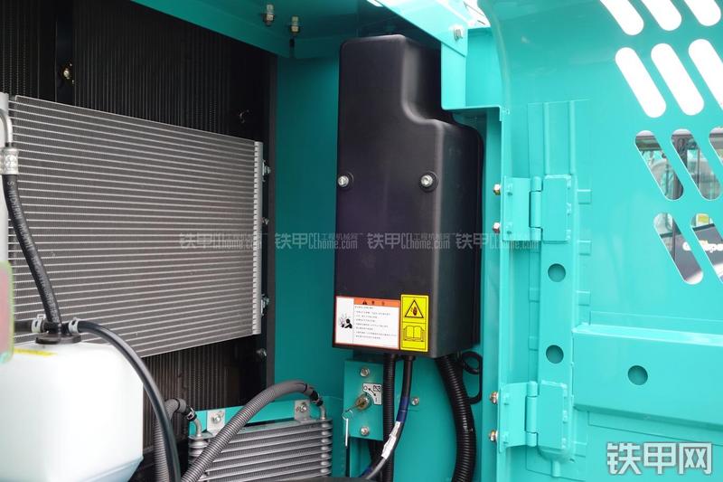 神钢SK140LC-8挖掘机局部