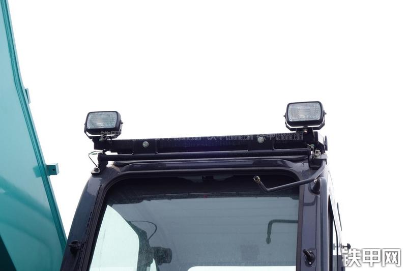 神钢SK495D挖掘机局部