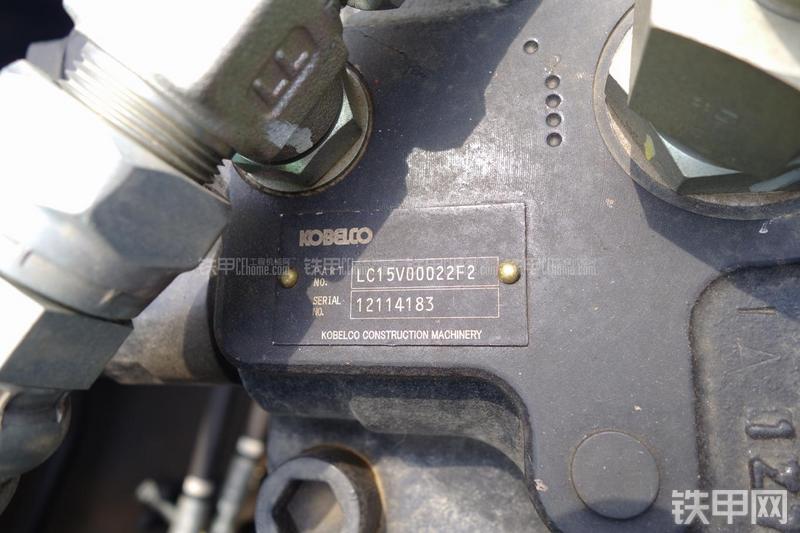 神钢SK380D挖掘机其他