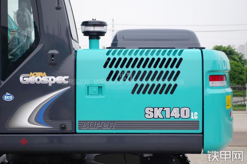 神钢SK140LC-8挖掘机局部