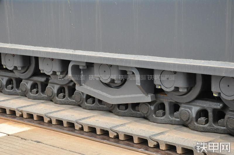 神钢SK350LC-8挖掘机局部