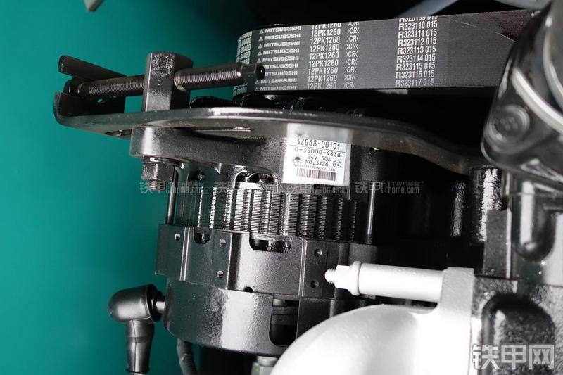 神钢SK140LC-8挖掘机局部