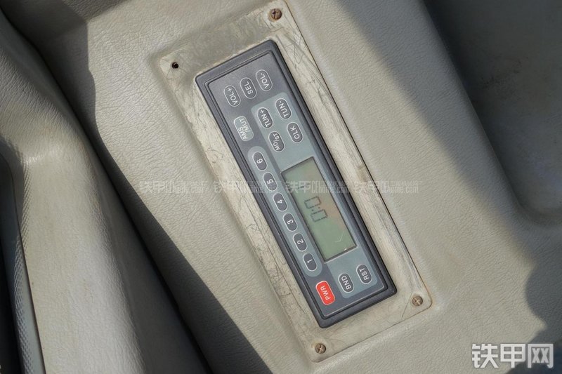 玉柴YC230LC-8挖掘机局部