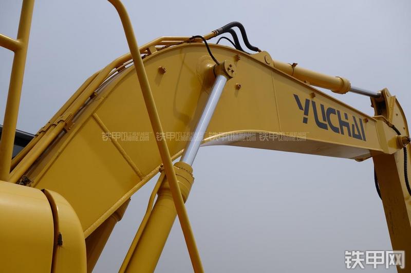 玉柴YC230LC-8挖掘机局部