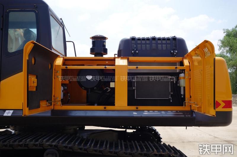 三一重工SY335C-9H挖掘机局部