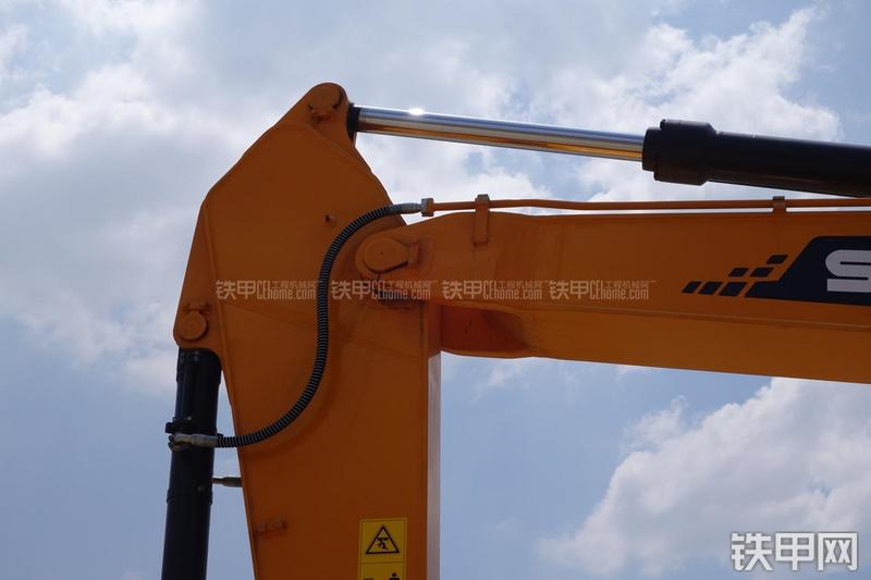 三一重工SY335C-9H挖掘机局部