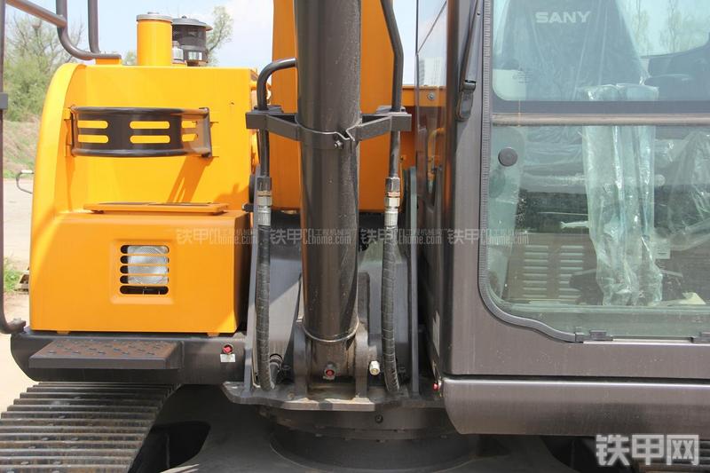 三一重工SY85C-9挖掘机局部