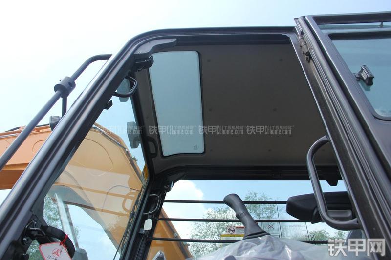 三一重工SY85C-9挖掘机局部