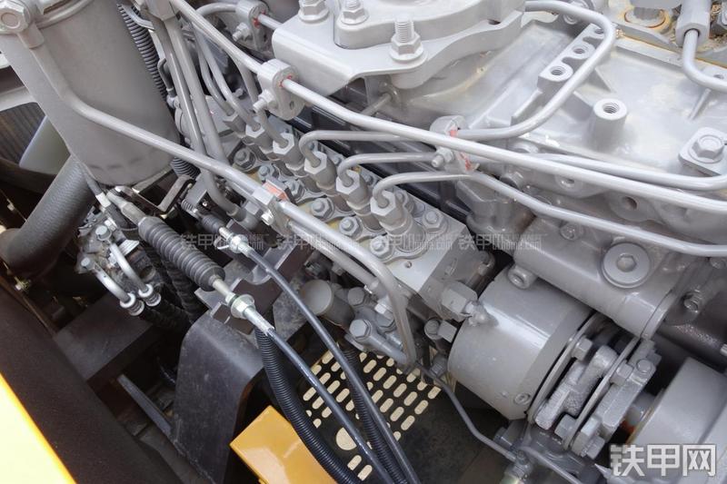 三一重工SY335C-9H挖掘机局部