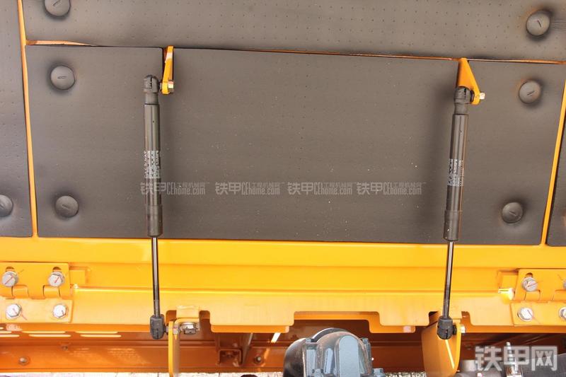 三一重工SY85C-9挖掘机局部