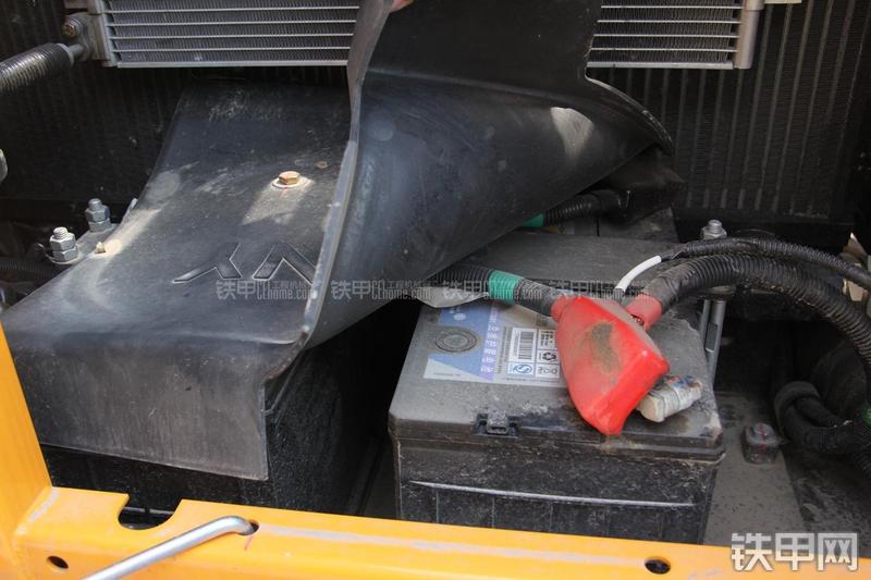 三一重工SY85C-9挖掘机局部