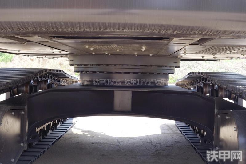 三一重工SY335C-9H挖掘机局部