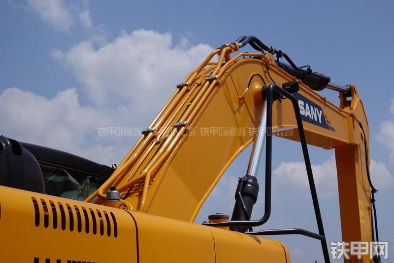 三一重工SY335C-9H挖掘机局部