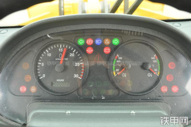 山东临工lg953装载机