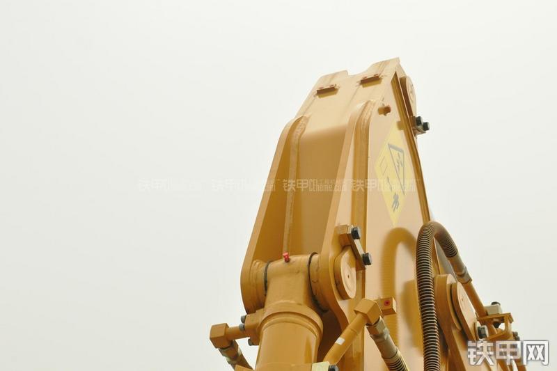 山东临工LG6150E挖掘机局部