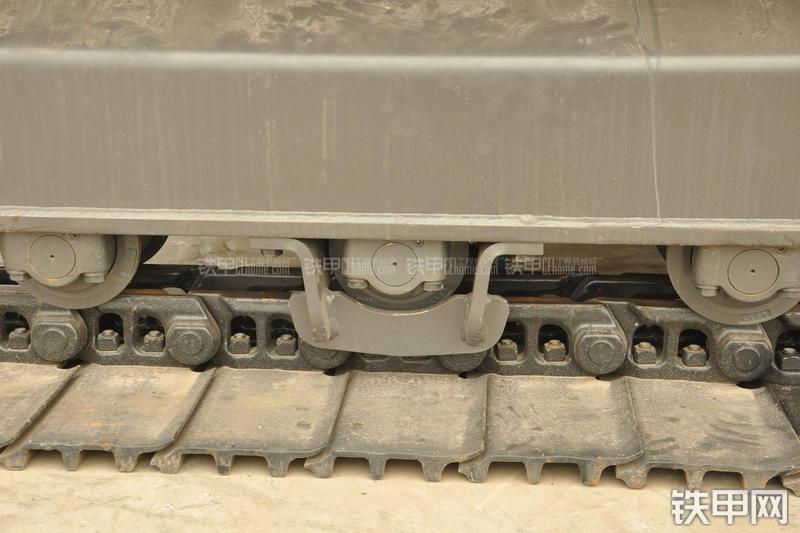 山东临工LG6150E挖掘机局部