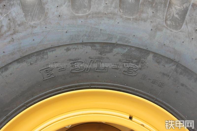 徐工LW500KN装载机局部