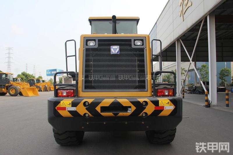 徐工LW500KN装载机局部