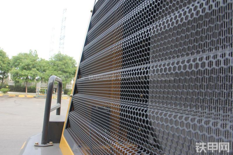 徐工ZL50GN装载机局部