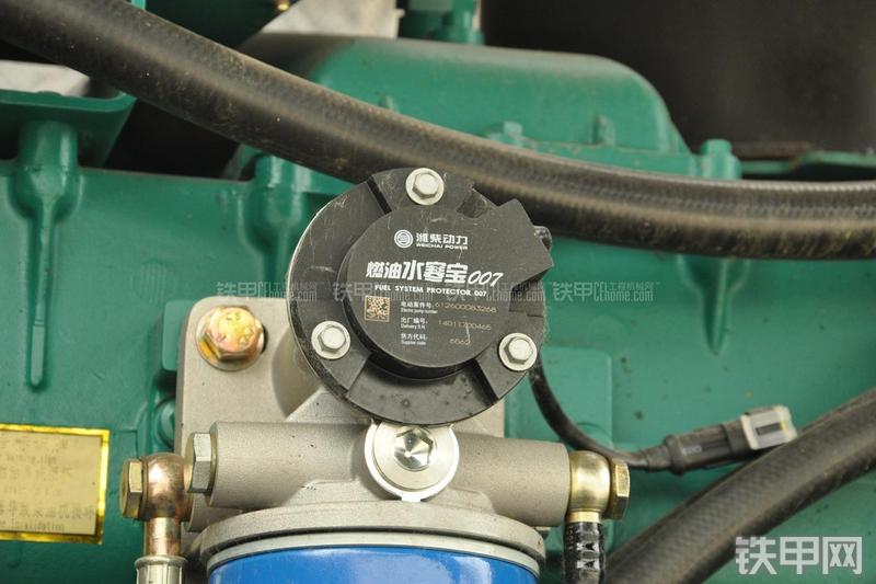 山东临工LG956N装载机局部