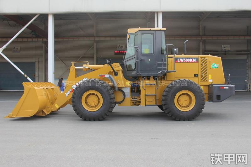 徐工LW500KN装载机整机外观