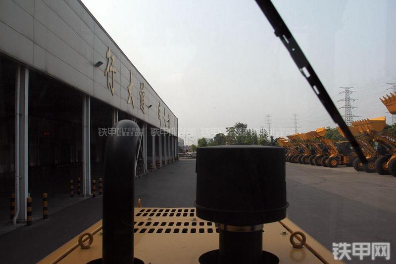 徐工ZL50GN装载机局部