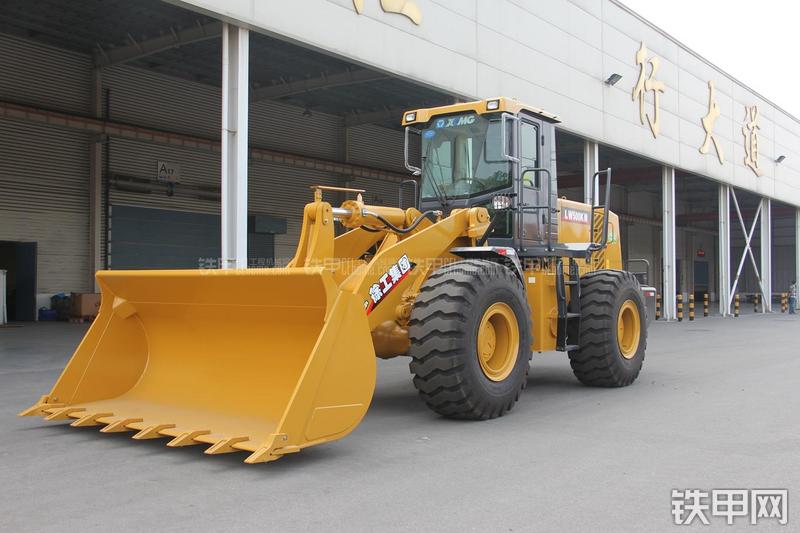 徐工LW500KN装载机整机外观