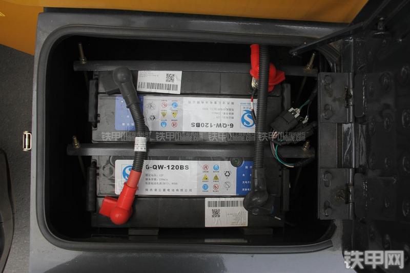 徐工ZL50GN装载机局部