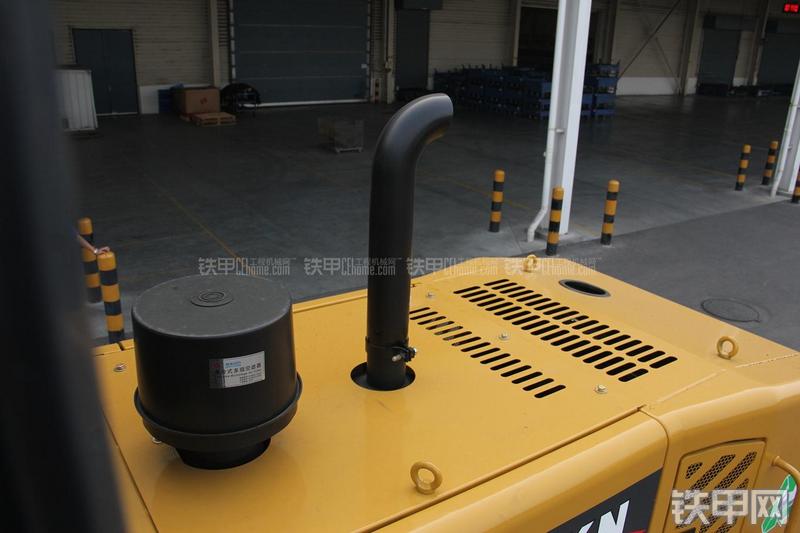 徐工LW500KN装载机局部