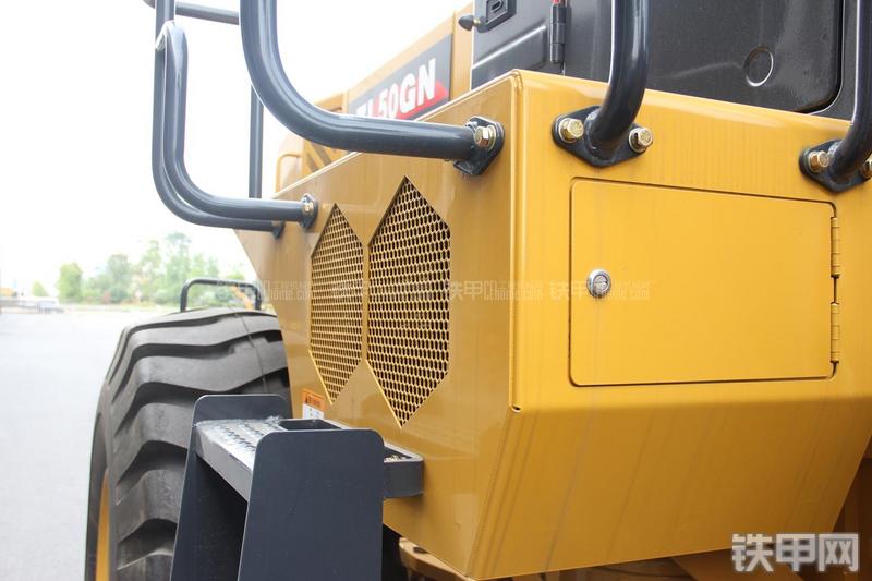 徐工ZL50GN装载机局部