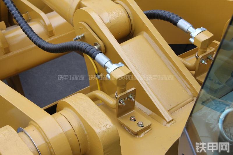 徐工LW500KN装载机局部