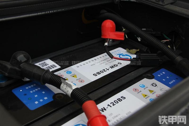 徐工LW500KN装载机局部