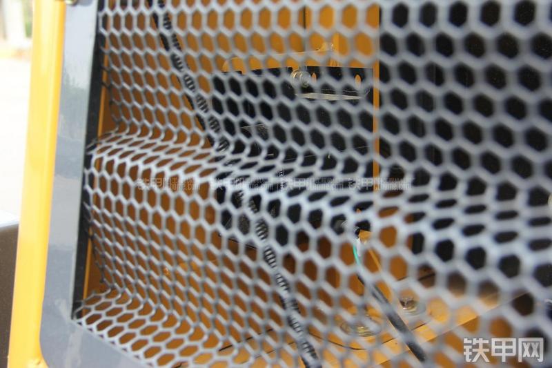 徐工ZL50GN装载机局部