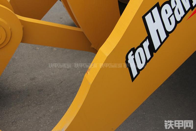 徐工ZL50GN装载机局部