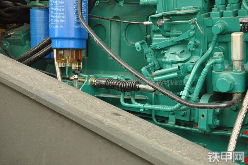 山东临工LG956N装载机局部