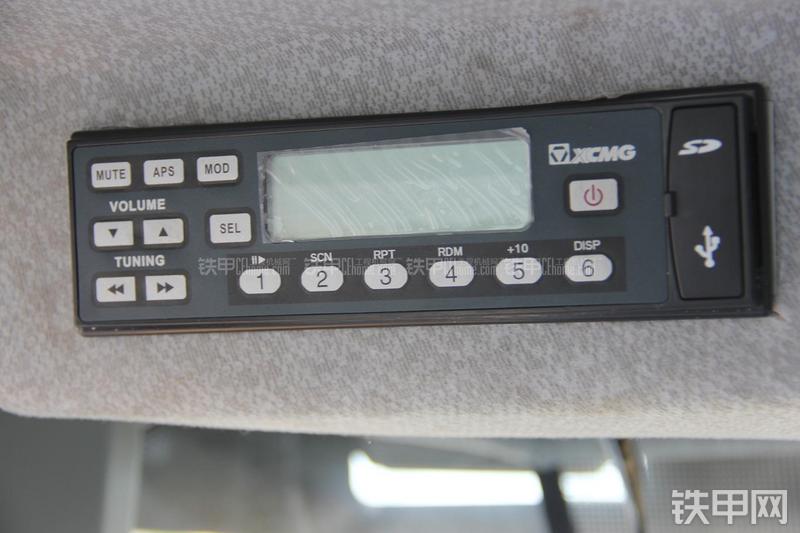 徐工ZL50GN装载机局部