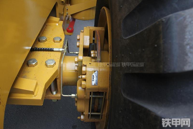 徐工LW500KN装载机局部