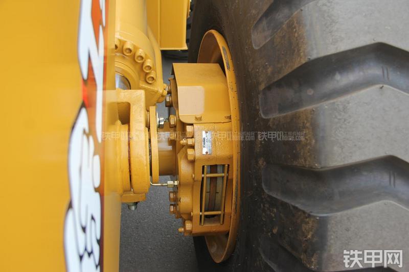 徐工LW500KN装载机局部