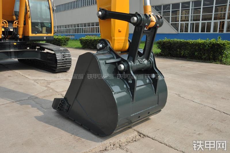 现代R305LC-9T挖掘机局部