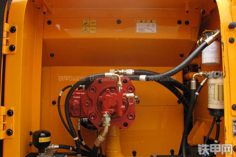 现代R215-7挖掘机局部