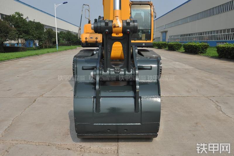 现代R305LC-9T挖掘机局部