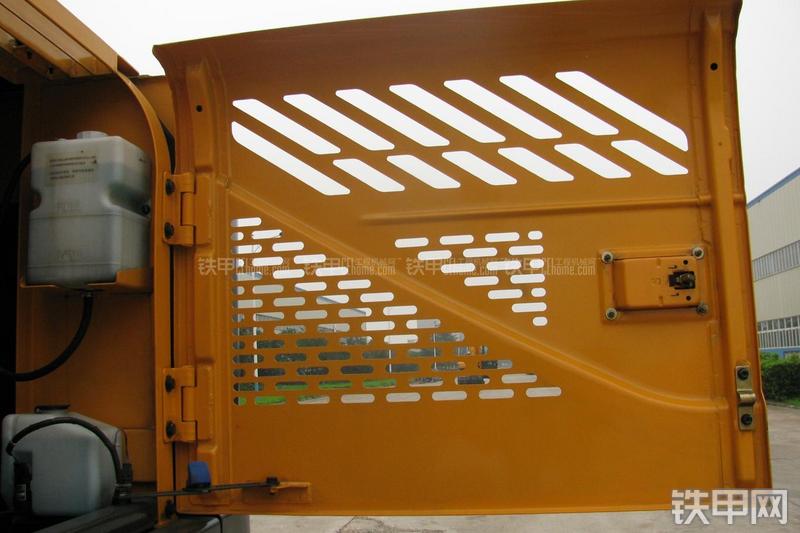 现代R225LC-9T挖掘机局部