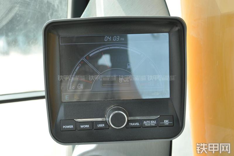 现代R305LC-9T挖掘机局部