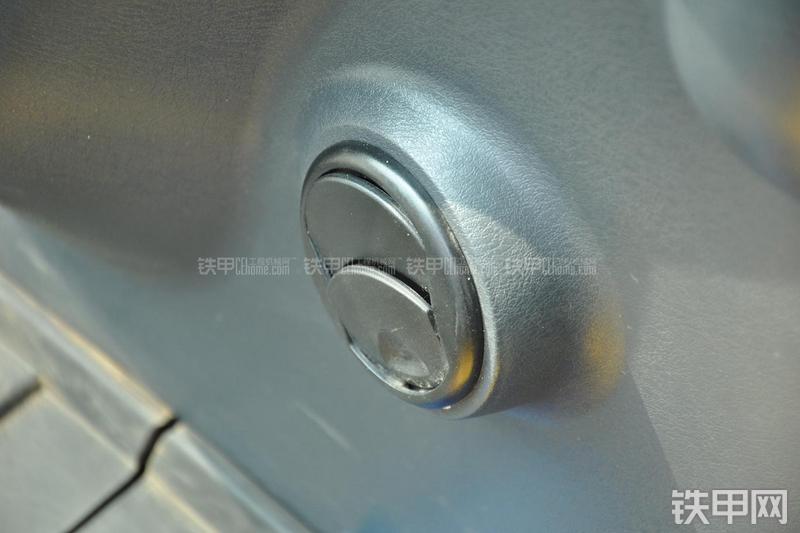 现代R225LC-9T挖掘机局部