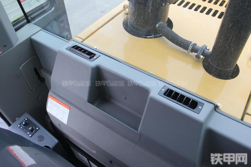 徐工LW500FN装载机局部